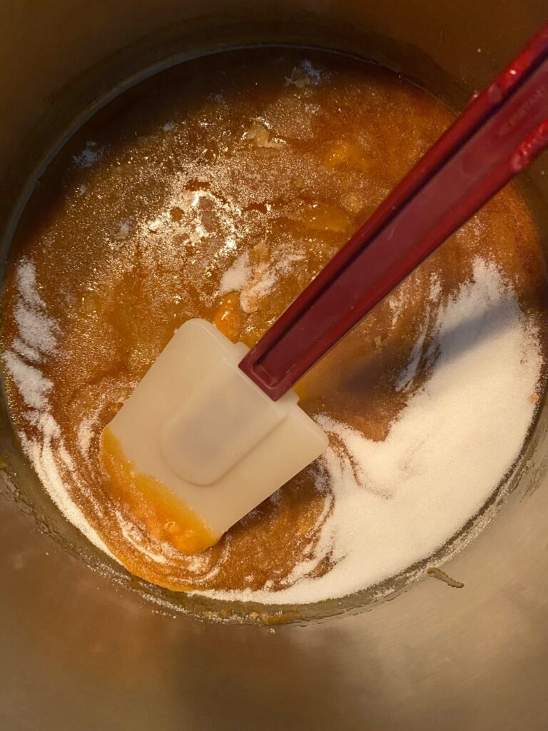 use your heat proof spatula to stir your caramel