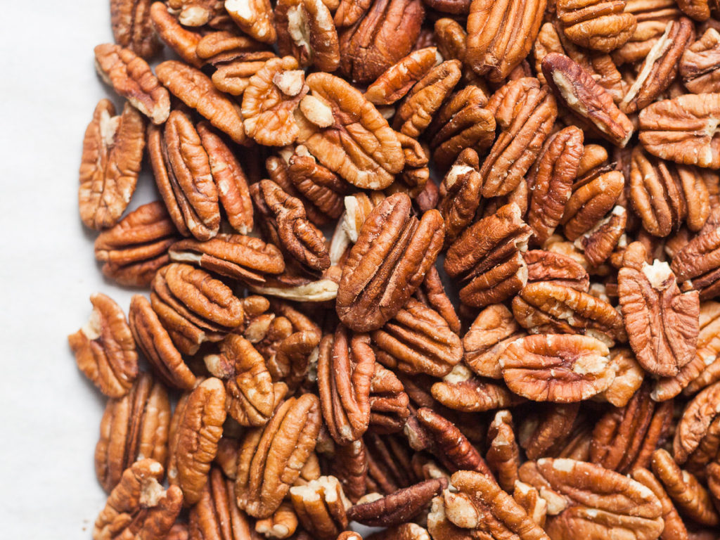 Raw Pecans for cinnamon spiced pecans