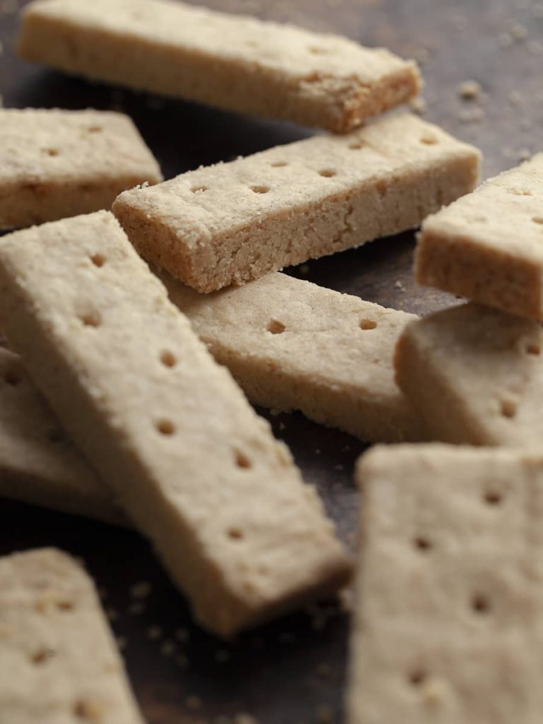 buttery gluten free shortbread cookies made with gluten free flour