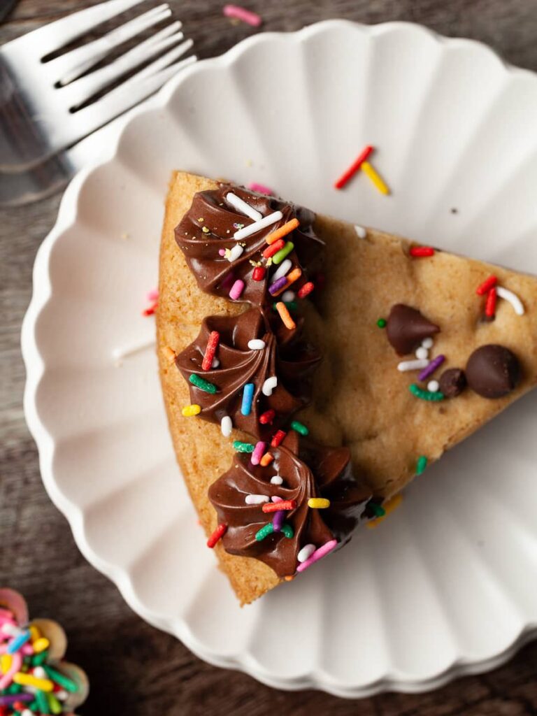 closeup of gluten free cookie cake