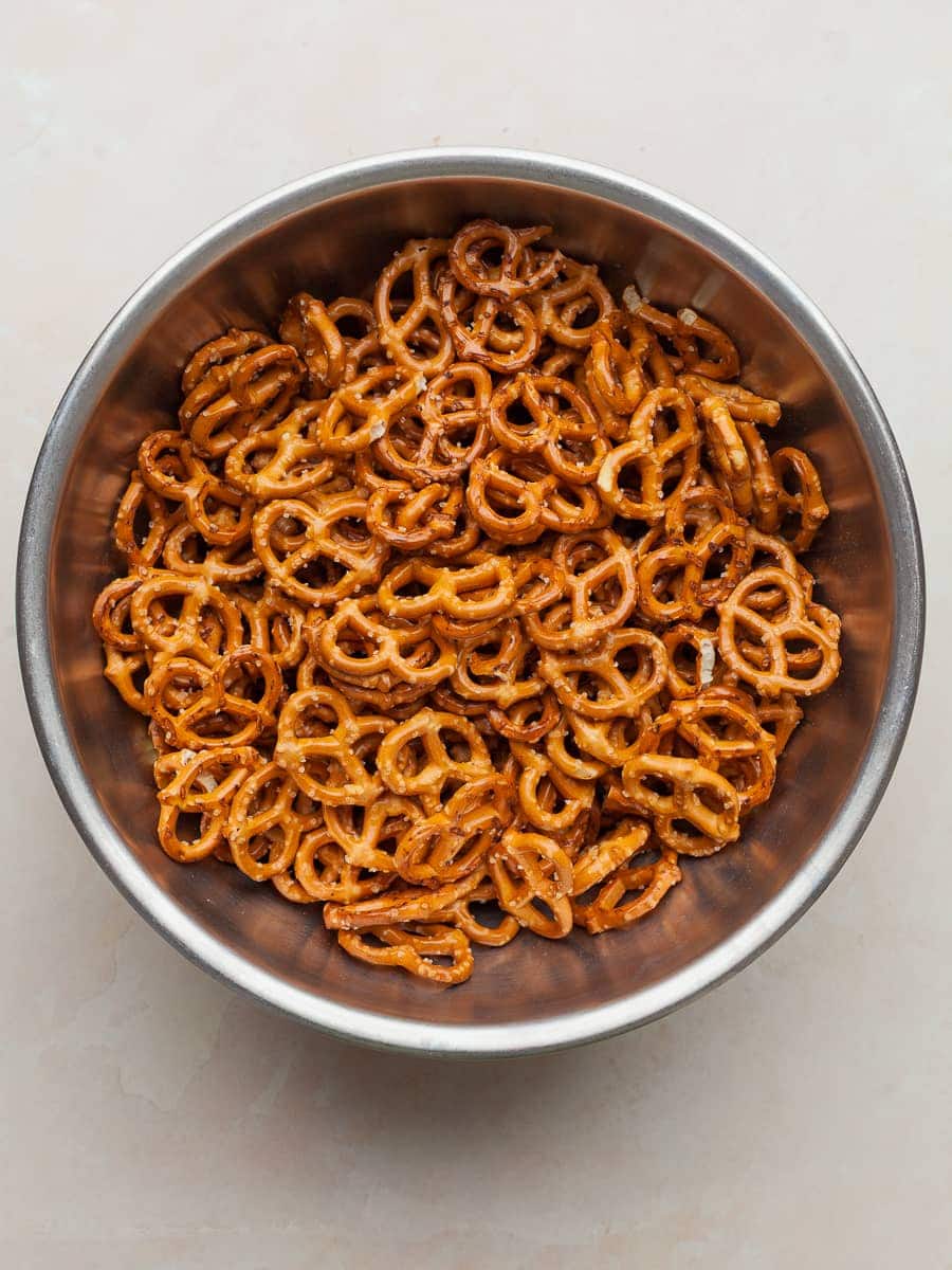 gluten free pretzels in a bowl